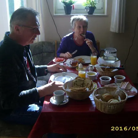 Gross Methling לינה וארוחת בוקר Dargun