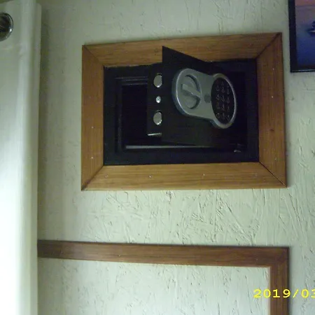 Bed & Breakfast Gross Methling 3*